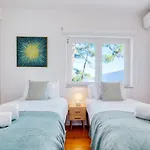 Portucale ! Aroeira 4 Bdr Pool & Golf Retreat *