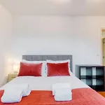 Portucale ! Aroeira 4 Bdr Pool & Golf Retreat Vakantiehuis *