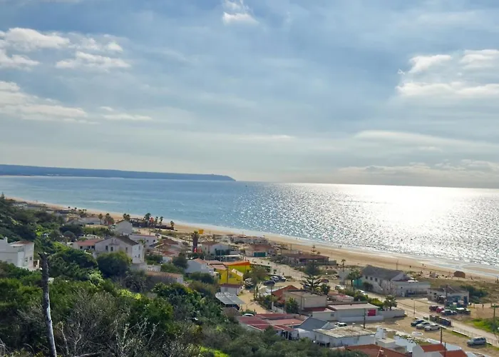 Дом отдыха Portucale ! Aroeira 4 Bdr Pool & Golf Retreat Aroeira (Setubal)
